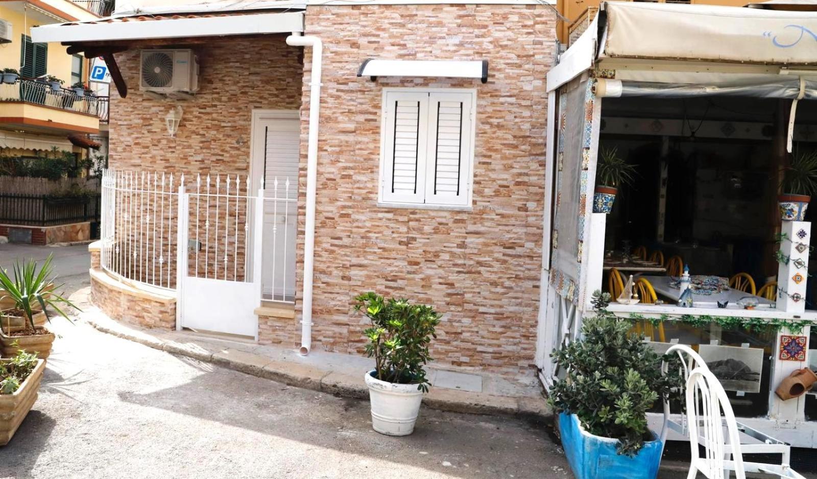 Lo Scarrozzo Room Palermo Ngoại thất bức ảnh