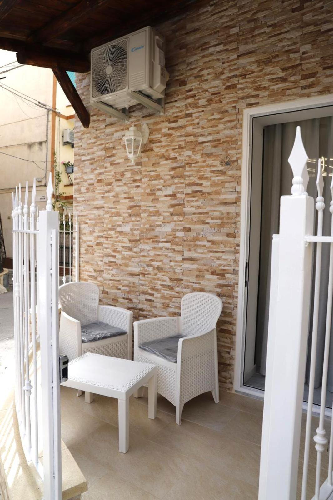 Lo Scarrozzo Room Palermo Ngoại thất bức ảnh